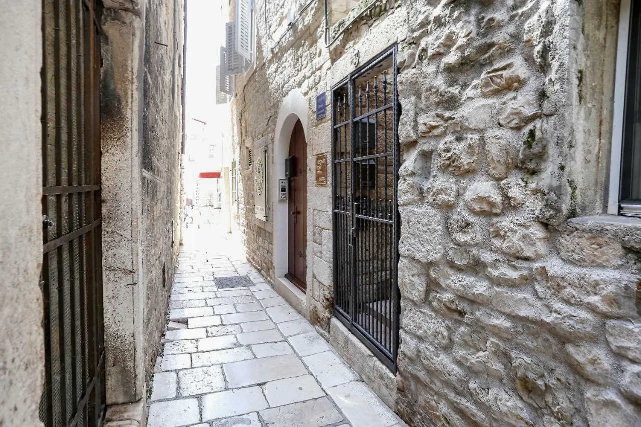 Porta Orientalis Appartement Split